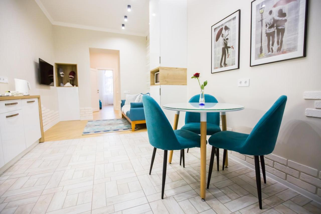 Apartment On Mosyazhna Street 4 Lviv Exteriör bild